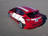 Ford-Focus_Race_Car_Concept_2010_800x600_wallpaper_03.jpg