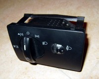 comanda lumini Focus 2 cu poz deceata fata spate.jpg