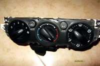 butoane AC focus 2 lumini verzi.jpg