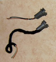 socluri pt iluminat la pedale si copilot Focus 2 10 ron.jpg