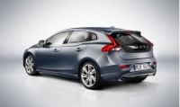 volvo-v40_100383519_m.jpg