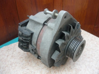 Alternator Scorpio dohc an 93 motor 2l.JPG (105.5 KiB) Vizualizat de 260 ori Alternator Scorpio dohc an 93 motor 2l.JPG
