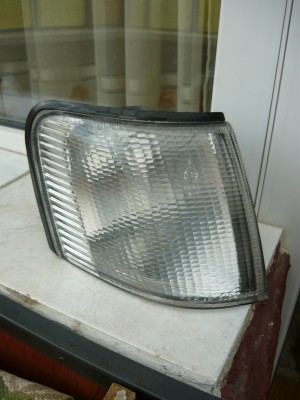 Semnalizator dr-fata Scorpio 88.JPG