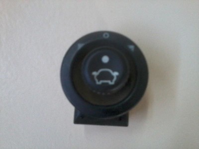 comanda oglinzi electrice.jpg