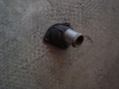 Carcasa Termostat Ford Focus I -2-.JPG