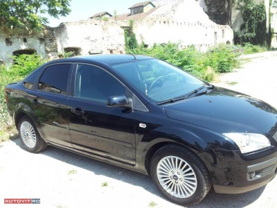 C24951517_5 (Custom).jpg