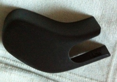 Capac brat stergator.JPG