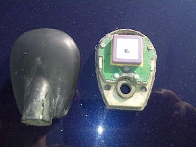Antena radio+gps Mondeo.jpg