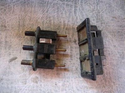 Contacte portbagaj.jpg