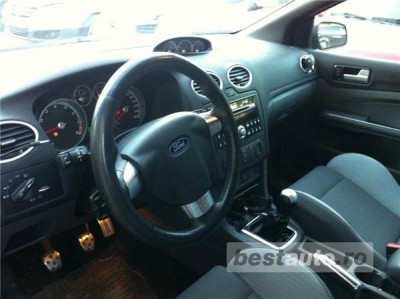 ford-Focus-24337402.jpg