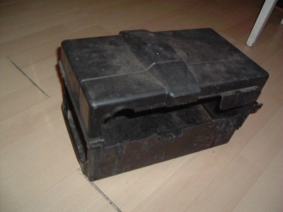 Poza cutie baterie 1.JPG