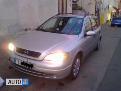 opel-astra-6729970.jpg