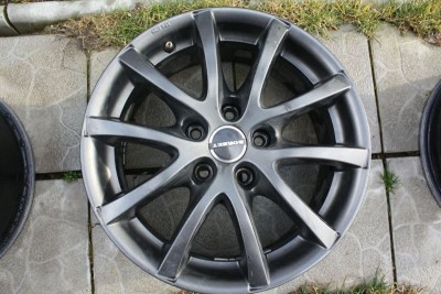 IMG_2512.JPG (145.17 KiB) Vizualizat de 517 ori IMG_2512.JPG