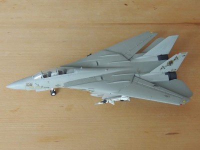 F-14B_Tomcat_(Italeri_1_72).JPG