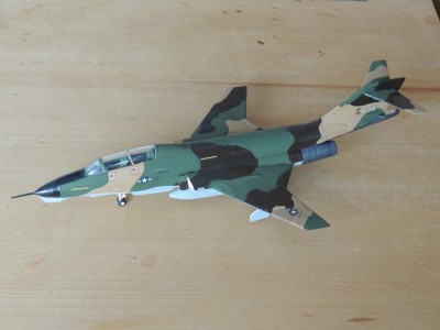 RF-101B_Voodoo_(Matchbox_1_72).JPG