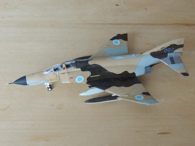 F-4E_Phantom_II_(Hasegawa_1_72).JPG