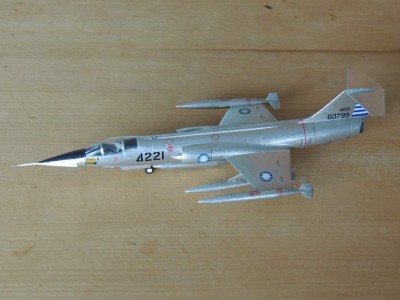 F-104A_Starfighter_(Italeri_1_72).JPG