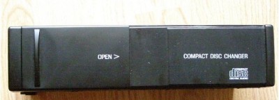 ford-cd-changer.jpg