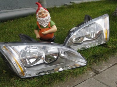 1296746806_163339714_1-Fotografii-de--FARURI-FORD-FOCUS-2set-complet-super-pret-300-ron.jpg (52.96 KiB) Vizualizat de 1259 ori 1296746806_163339714_1-Fotografii-de--FARURI-FORD-FOCUS-2set-complet-super-pret-300-ron.jpg