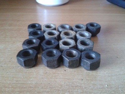 Piulite jante tabla Ford poz2.jpg