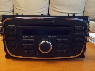 CD 6000 Radio Ford_1_small.jpg (102.47 KiB) Vizualizat de 4809 ori CD 6000 Radio Ford_1_small.jpg