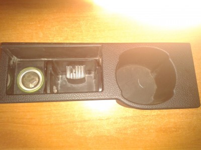 Ansamblu scrumiera 1.jpg (124.12 KiB) Vizualizat de 4309 ori Ansamblu scrumiera 1.jpg