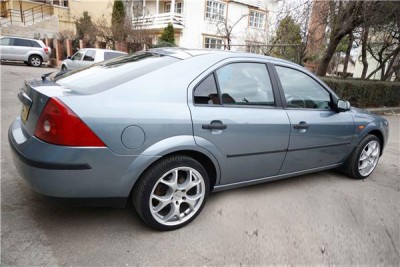 ford-Mondeo-2574566.jpg