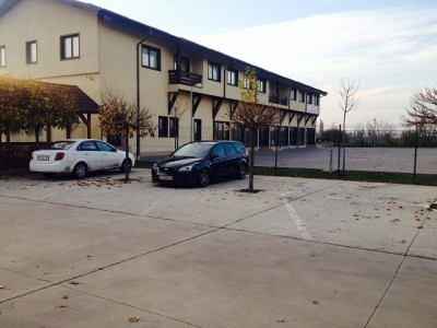 photo2.jpg