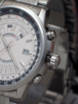 orientceu07005wx_side.jpg