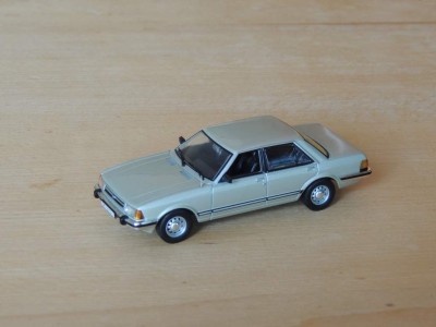 Ford_Granada_Mk2_(IXO_1_43).JPG