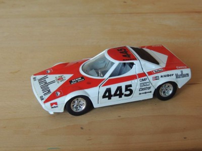 Lancia_Stratos_HF_(Bburago_1_24).JPG