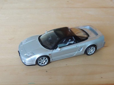 Honda_NSX_(Ebbro_1_24).JPG