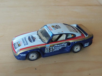Porsche_959_Rally_(Bburago_1_24).JPG