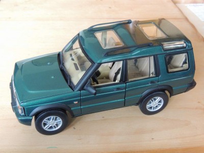 Land_Rover_Discovery_Mk2_(Motormax_1_18)_.JPG