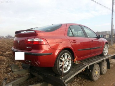 18143887_1_1000x700_laguna-ii-2003-bucuresti_rev005.jpg (60.64 KiB) Vizualizat de 1002 ori 18143887_1_1000x700_laguna-ii-2003-bucuresti_rev005.jpg