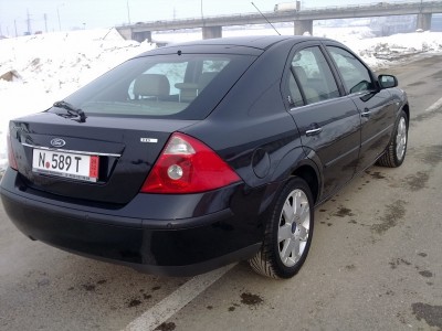 mondeo 045.jpg