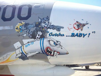 F-14_Tomcat_nose_art.jpg