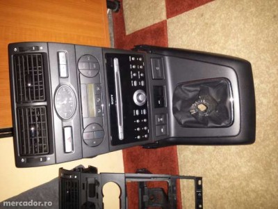 27034359_7_644x461_vand-kit-climatronic-auto-ford-mondeo-mk3-facelift-.jpg