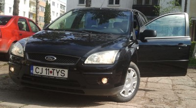 3VandFordFocus2005fata1.jpg