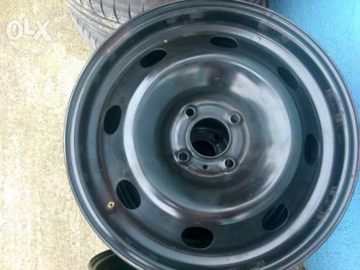 29350805_1_644x461_jante-otel-citroen-ford-peugeot-impecabile-motru.jpg (36.68 KiB) Vizualizat de 861 ori 29350805_1_644x461_jante-otel-citroen-ford-peugeot-impecabile-motru.jpg