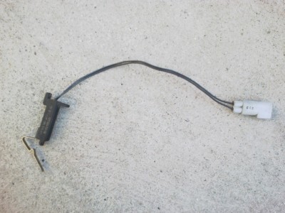 Senzor temperatura exterioara  1S7F-10K936-AA.jpg