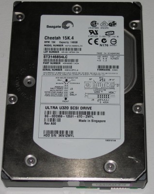 Disque dur SCSI - Seagate Cheetah 15K.4 ST3146854LC - Ultra320 - 80pin SCA - 146Go - 15000rpm.jpg