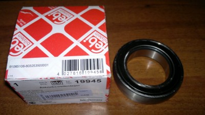 3b7b2f8s-960.jpg