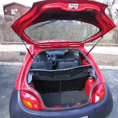 Ford KA 001.jpg