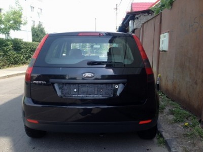 fiesta 2.jpg (60.96 KiB) Vizualizat de 976 ori fiesta 2.jpg