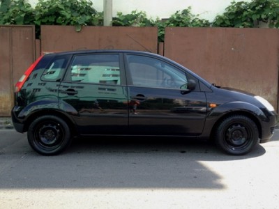 fiesta 4.jpg (65.17 KiB) Vizualizat de 976 ori fiesta 4.jpg