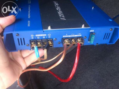 36566793_3_644x461_vand-statie-amplificator-auto-blaupunkt-gta-270-400w-boxe-sisteme-audio.jpg