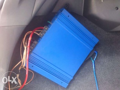 36566793_4_644x461_vand-statie-amplificator-auto-blaupunkt-gta-270-400w-electronice-si-electrocasnice.jpg
