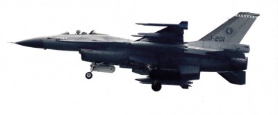 RNLAF_F-16A_with_B61_nuclear_bombs.jpg