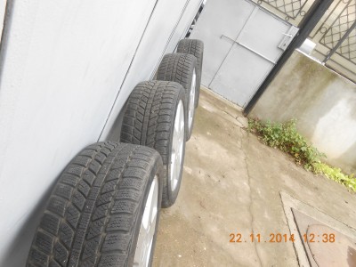 DSCN2173.jpg (407.43 KiB) Vizualizat de 641 ori DSCN2173.jpg